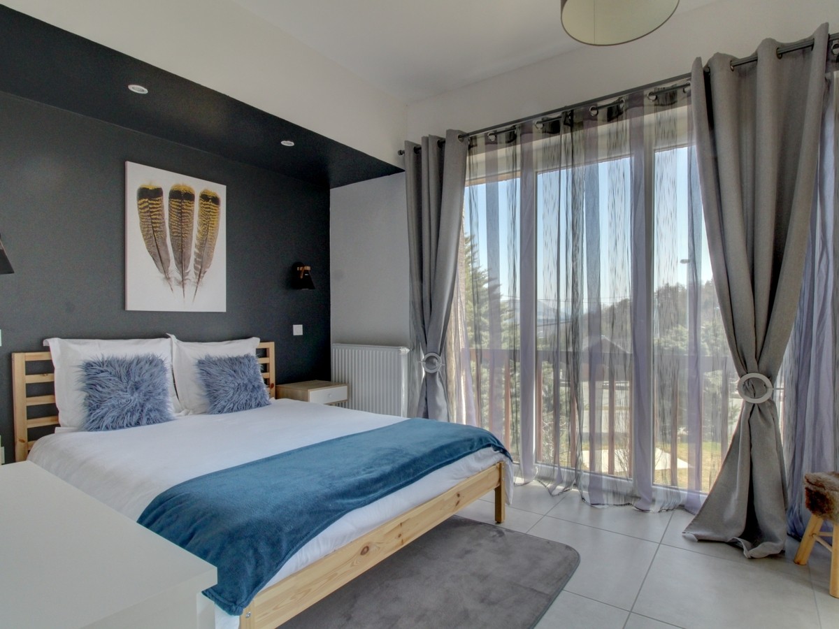 Shakty Mooni Yoga Retraite Yoga Méditation Hautes Alpes Champsaur