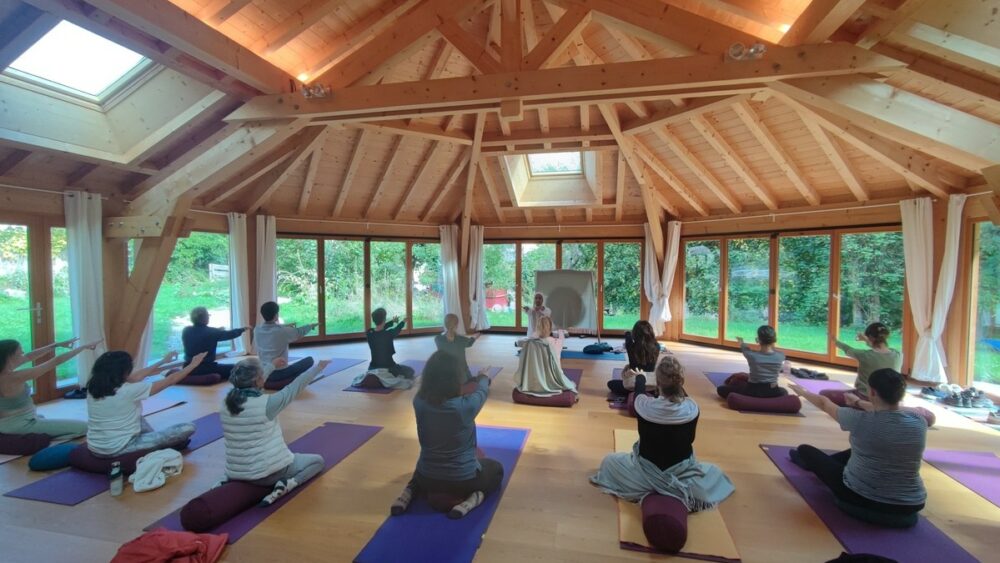 Shakty Mooni Yoga Retraite Yoga Méditation Isère Alpes